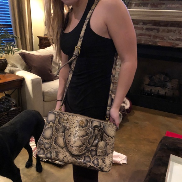 Tory Burch purse - Picture 2 of 5